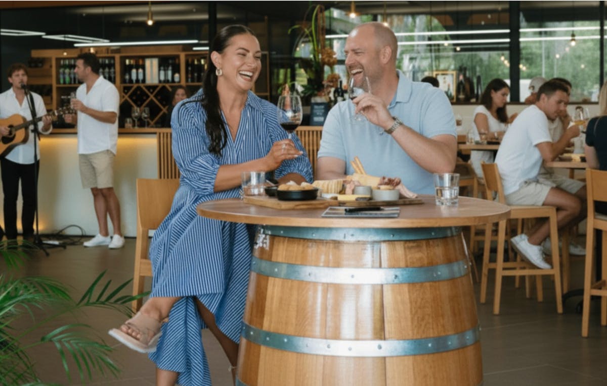 SummerVines: Serafino Deck Days